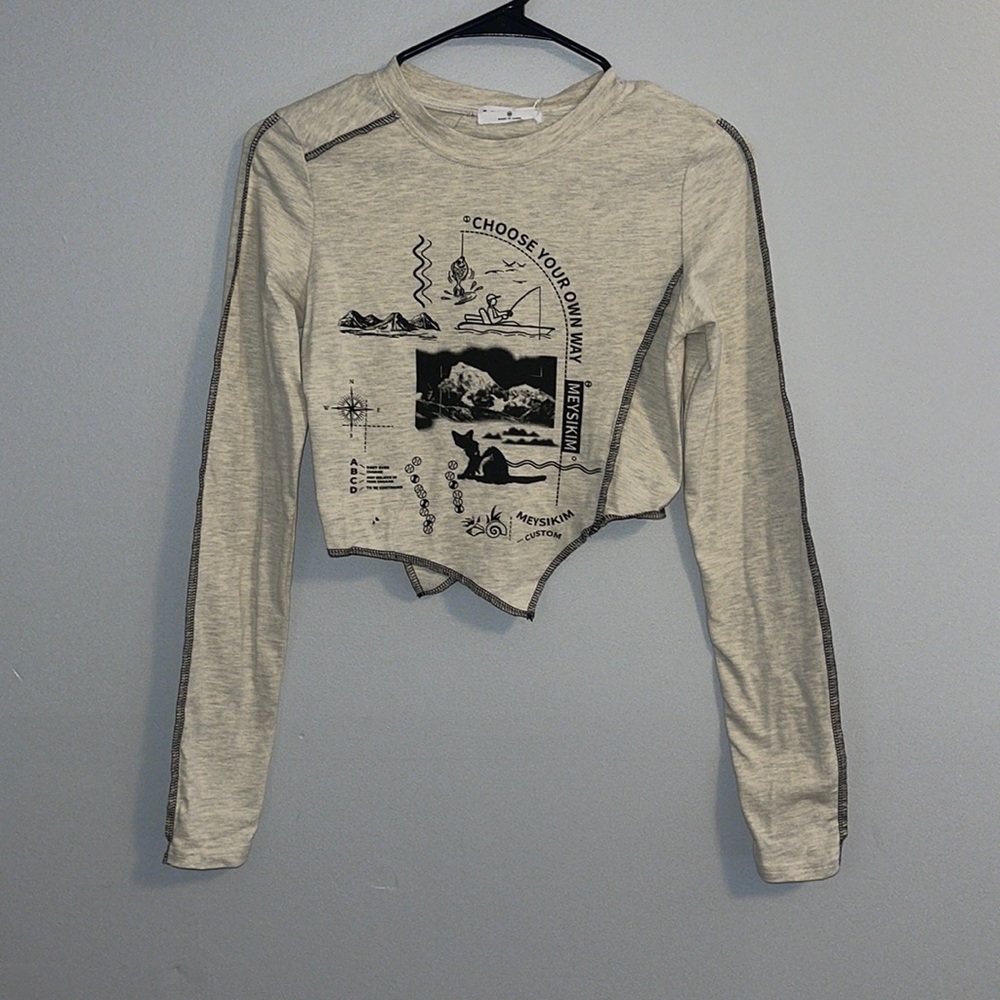 MEYSI KIM trendy long sleeve crop top, Size M grey color black stitching
